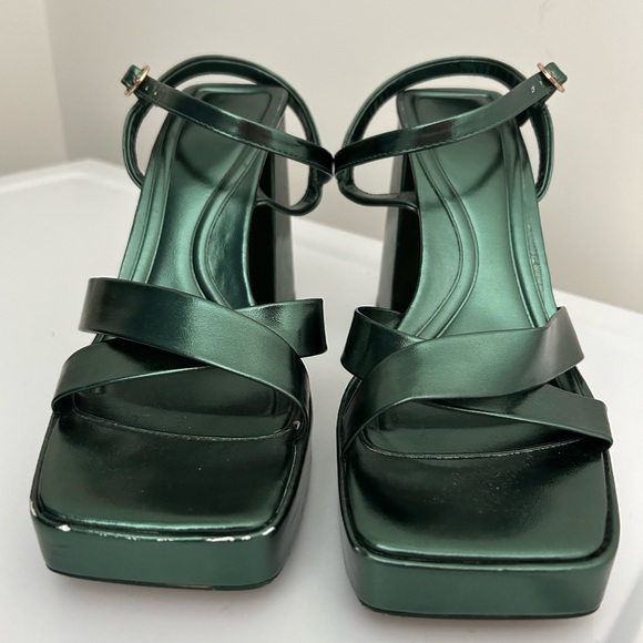 Zara Emerald Green Platform Sandals Size 8 US 39 EU - Picture 4 of 12